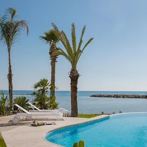 lebay-beach.larnacahotels.org/